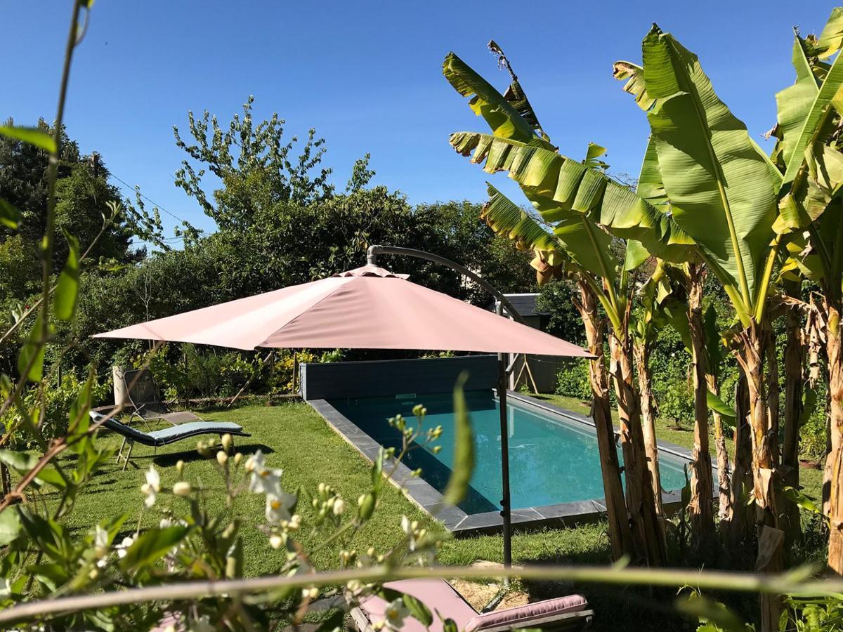 Le Pain De Lune Gite Et Chambre D'Hotes Avec Piscine Bourg-sur-Gironde Exterior foto