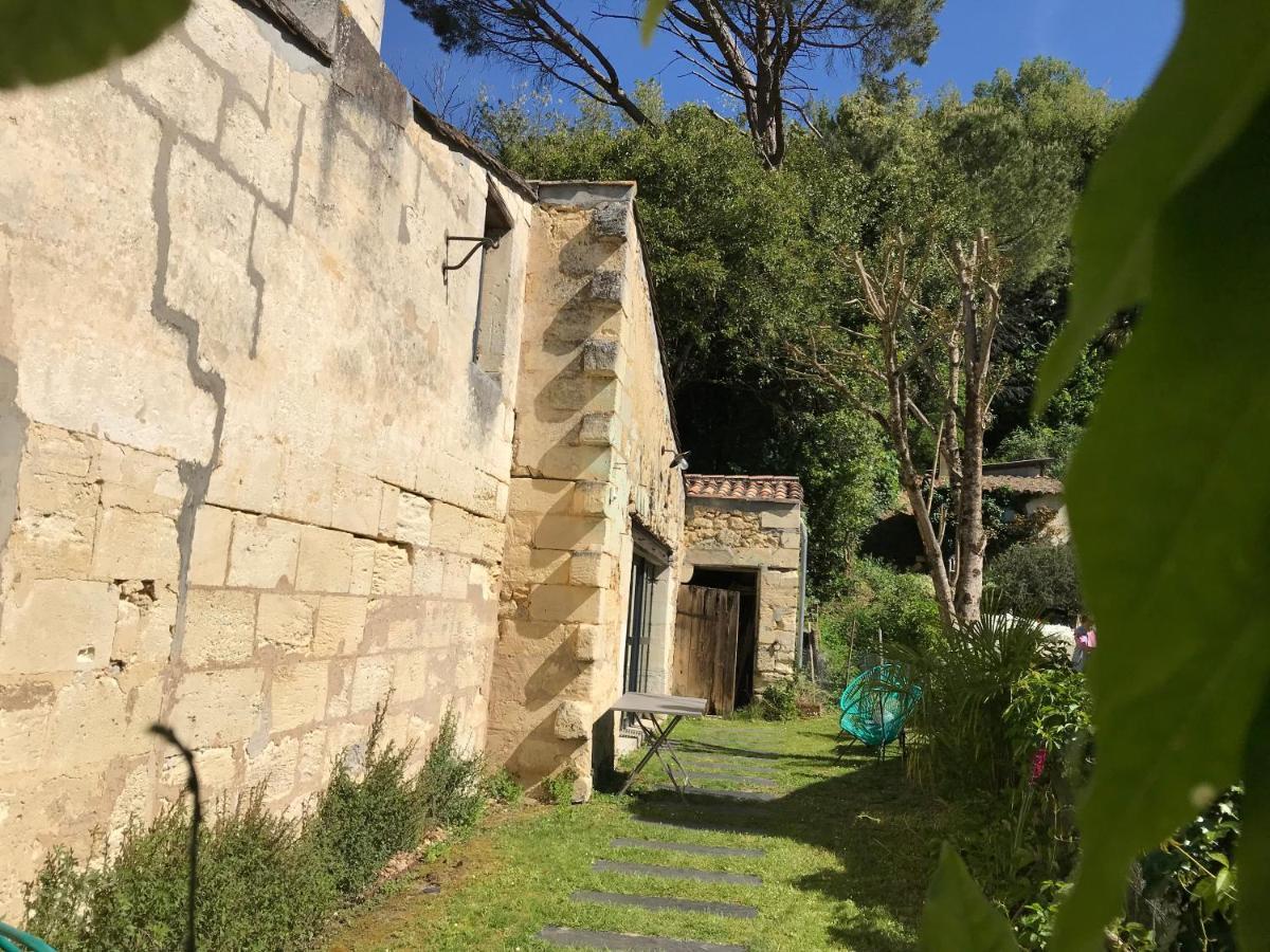 Le Pain De Lune Gite Et Chambre D'Hotes Avec Piscine Bourg-sur-Gironde Exterior foto
