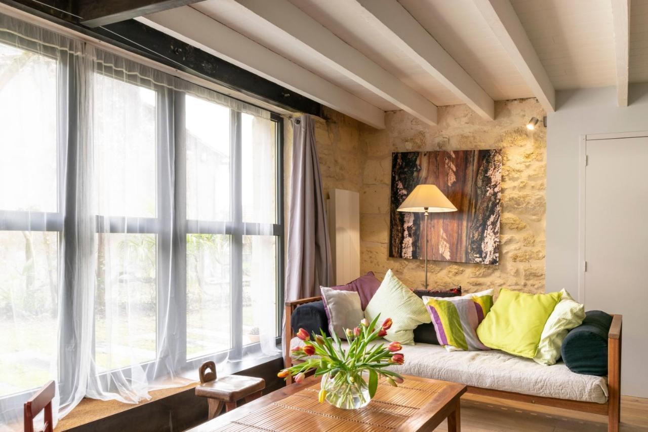 Le Pain De Lune Gite Et Chambre D'Hotes Avec Piscine Bourg-sur-Gironde Exterior foto
