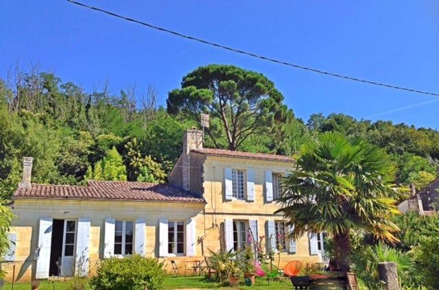 Le Pain De Lune Gite Et Chambre D'Hotes Avec Piscine Bourg-sur-Gironde Exterior foto